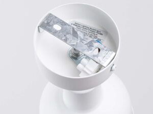 Miniatura 7 - Interiér nástěnného svítidla z widocznym mocowaniem a kostkou elektrickou